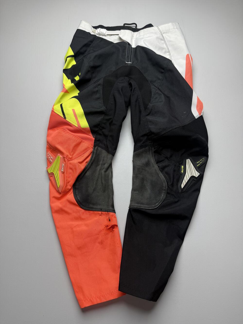 Alias Track Pants Mens 30 Multicolor A2 Series Motocross MX Riding Padded Knees